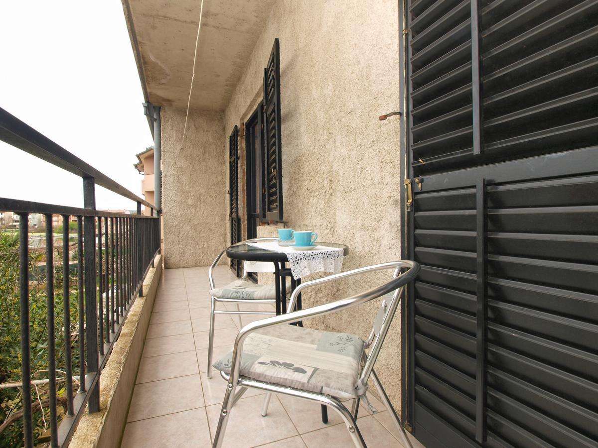 Apartment Dean 1595 Fažana Eksteriør bilde