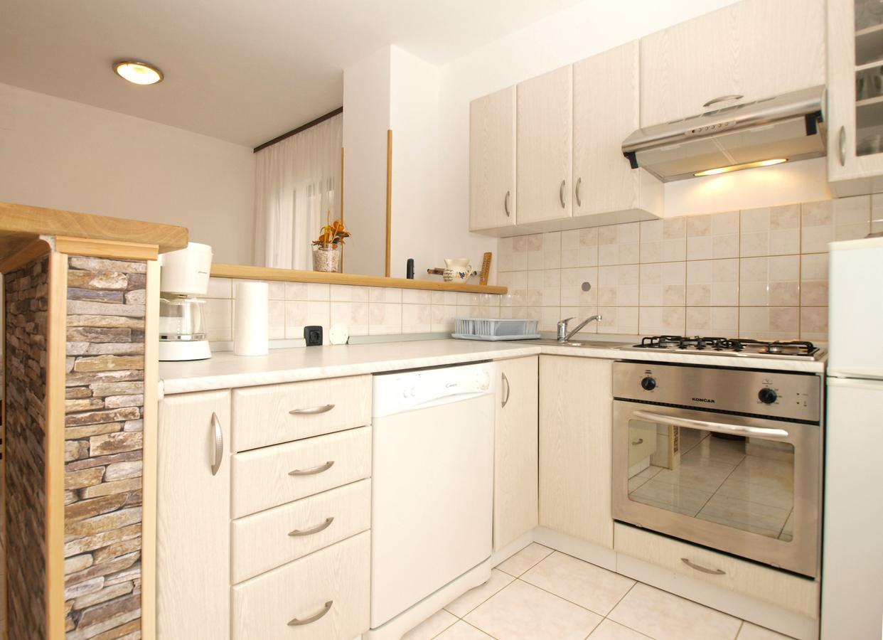Apartment Dean 1595 Fažana Eksteriør bilde